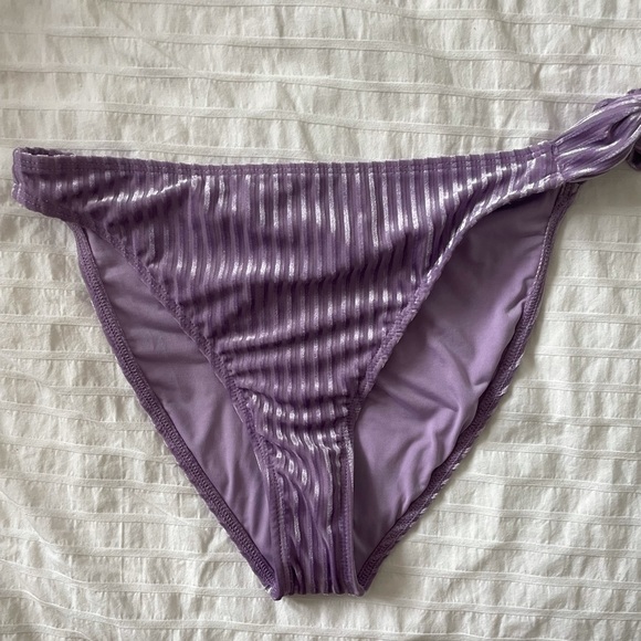 Dippin Daisy Purple Ribbed Swimwear bottoms - Picture 2 of 2